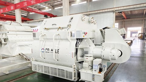 双卧轴搅拌机选型时，除了产量还需要考虑哪些因素